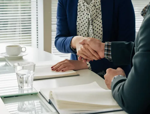 Нотариальные сделки с недвижимостью: когда обязательны, как проходят и сколько стоят