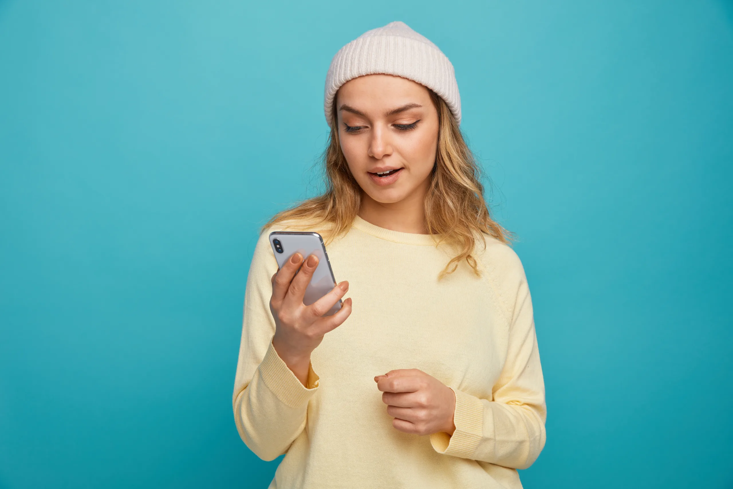 Нужно заверить переписку в MAX для суда? Рассказываем, как нотариус проводит осмотр доказательств, что фиксирует в протоколе и как подготовиться к визиту. Объясняем, почему нотариальный протокол надежнее скриншотов.